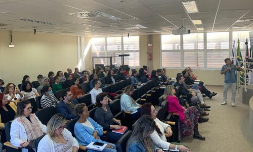 SBU capacita bibliotecários em gestão de dados de pesquisa e ciência aberta
