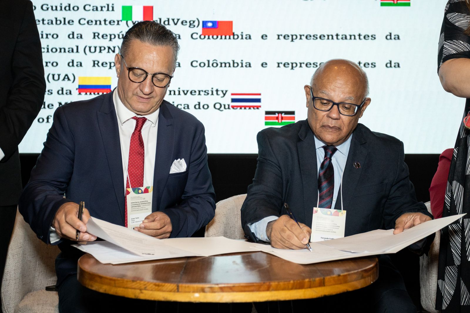 Unicamp firma acordo de cooperação com a Universidade de Mostar